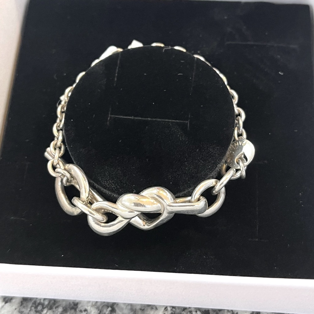 NWT Pandora Knotted Heart Bracelet Various Sizes